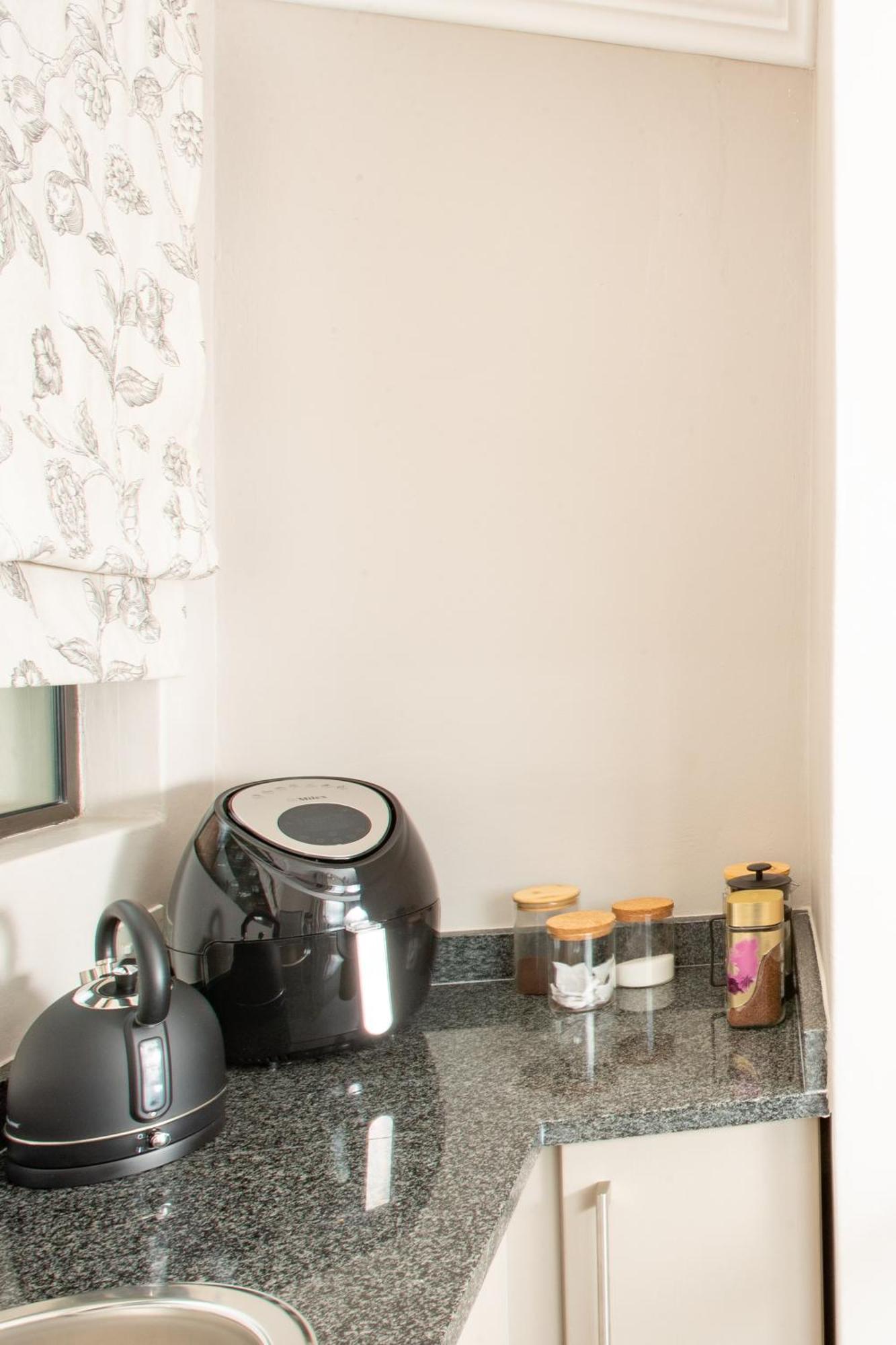 Guesthouse Fort Knox Kokstad  Ngoại thất bức ảnh